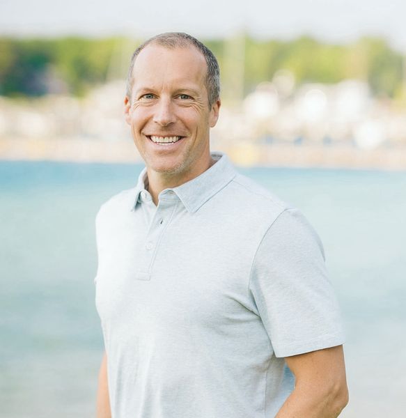 Will Baker, Sales Agent